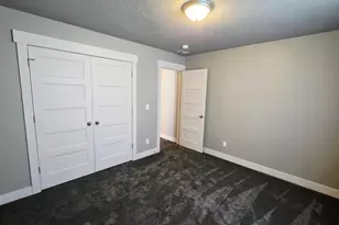 9051 N Clubhouse Ln, Eagle Mountain, UT 84005 - Photo 33