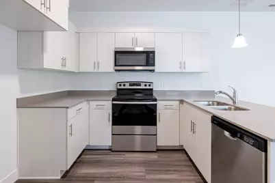 882 N Coulsen Dr #J204, Saratoga Springs, UT 84045 - Photo 11