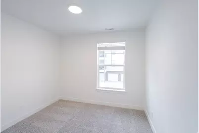 882 N Coulsen Dr #J204, Saratoga Springs, UT 84045 - Photo 5