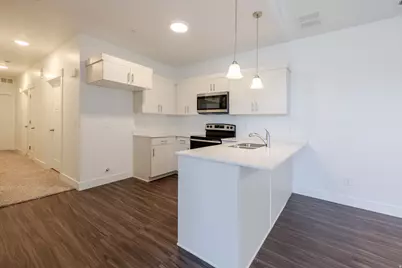 882 N Coulsen Dr #J301, Saratoga Springs, UT 84045 - Photo 17