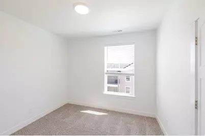 882 N Coulsen Dr #J301, Saratoga Springs, UT 84045 - Photo 7
