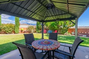 392 N Windsor Dr, Washington, UT 84780 - Photo 59