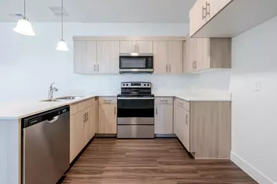 882 N Coulsen Dr #J302, Saratoga Springs, UT 84045 - Photo 13