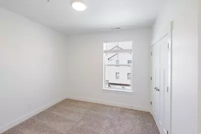 882 N Coulsen Dr #J303, Saratoga Springs, UT 84045 - Photo 9