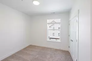 882 N Coulsen Dr, Saratoga Springs, UT 84045 - Photo 9