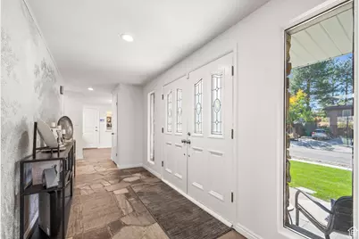 8597 S Mount Majestic Rd E, Sandy, UT 84093 - Photo 5