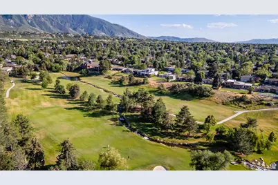 8597 S Mount Majestic Rd E, Sandy, UT 84093 - Photo 43