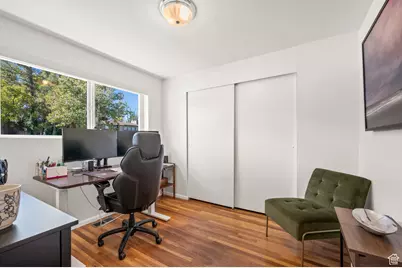 8597 S Mount Majestic Rd E, Sandy, UT 84093 - Photo 23