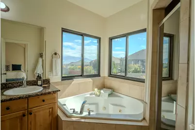 161 W Sweetbriar Ln, Saratoga Springs, UT 84045 - Photo 19