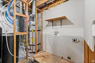 1295 N 190 E, Lehi, UT 84043 - Photo 21