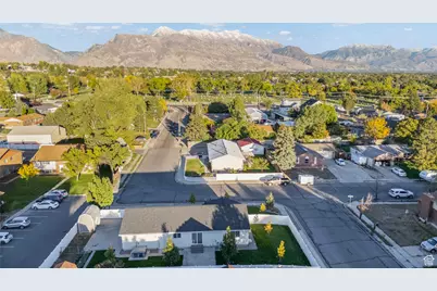 1295 N 190 E, Lehi, UT 84043 - Photo 35