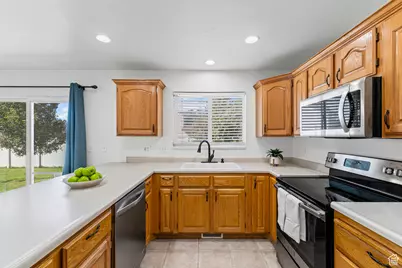 1295 N 190 E, Lehi, UT 84043 - Photo 5