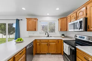 1295 N 190 E, Lehi, UT 84043 - Photo 5