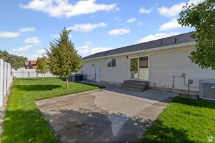 1295 N 190 E, Lehi, UT 84043 - Photo 25