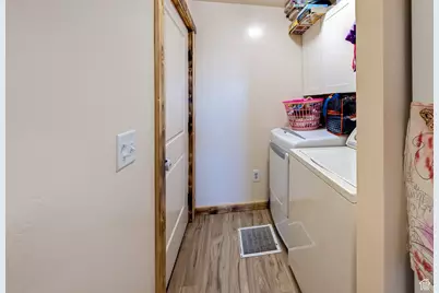 2468 E San Jose Rd, Moab, UT 84532 - Photo 17