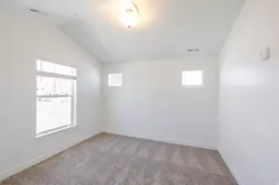 882 N Coulsen Dr, Saratoga Springs, UT 84045 - Photo 9