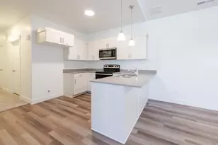 882 N Coulsen Dr, Saratoga Springs, UT 84045 - Photo 13