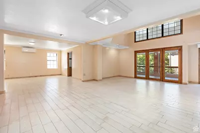 6824 S Creekcove Way E, Cottonwood Heights, UT 84047 - Photo 15