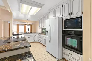 6824 S Creekcove Way E, Cottonwood Heights, UT 84047 - Photo 17