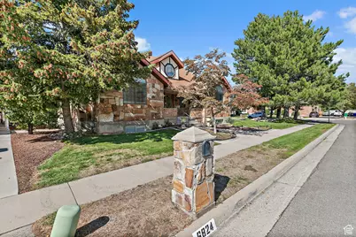 6824 S Creekcove Way E, Cottonwood Heights, UT 84047 - Photo 5