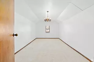 6824 S Creekcove Way E, Cottonwood Heights, UT 84047 - Photo 35