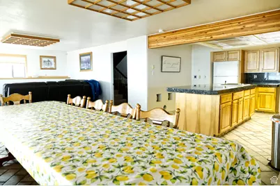 588 W Raspberry Patch Rd, Garden City, UT 84028 - Photo 35