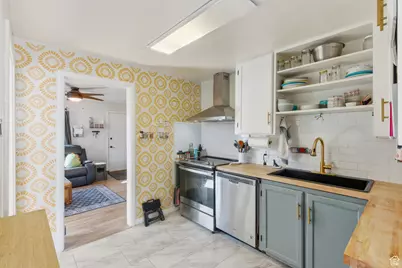 326 N 800 W, Orem, UT 84057 - Photo 7