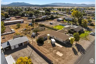 149 S 100 E, Enterprise, UT 84725 - Photo 33