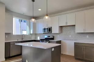 6720 S Galde Creek Dr W, West Jordan, UT 84081 - Photo 5