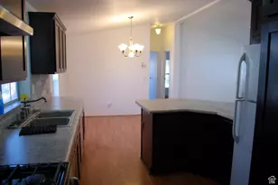 1183 W Parkway Ln S, West Valley, UT 84119 - Photo 5