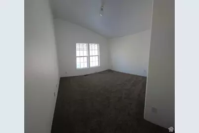 1183 W Parkway Ln S, West Valley, UT 84119 - Photo 11