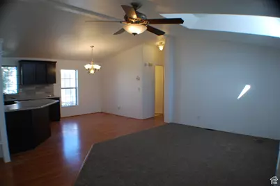1183 W Parkway Ln S, West Valley, UT 84119 - Photo 9
