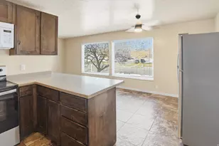 605 E Lockwood Dr N, Ogden, UT 84404 - Photo 19