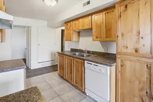 4642 S 1900 St W, Roy, UT 84067 - Photo 9