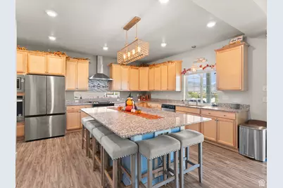 324 S Hayes Well Ln, Saratoga Springs, UT 84045 - Photo 9