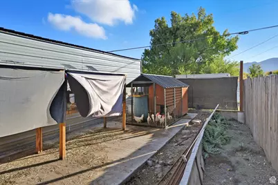 524 N 100 E, Tremonton, UT 84337 - Photo 25