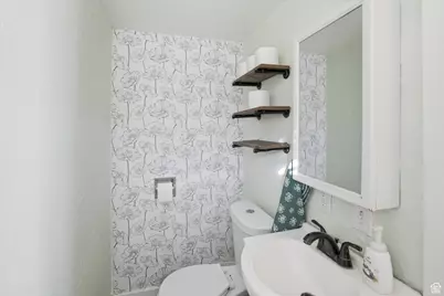 524 N 100 E, Tremonton, UT 84337 - Photo 19