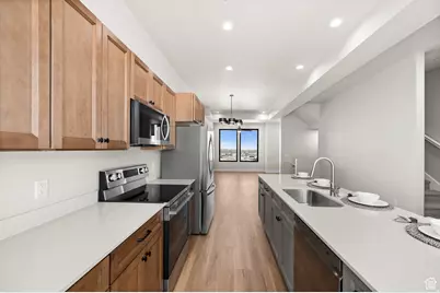 283 E Endurance Cir, Draper, UT 84020 - Photo 35