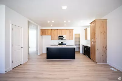 3301 N Gray Wolf Lane Lot #4006, Eagle Mountain, UT 84005 - Photo 3