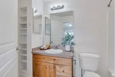 381 S State St E #12, Provo, UT 84606 - Photo 13