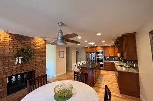 2110 E Lonsdale Dr, Cottonwood Heights, UT 84121 - Photo 13