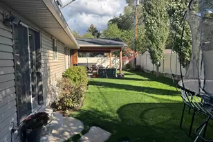 2110 E Lonsdale Dr, Cottonwood Heights, UT 84121 - Photo 65