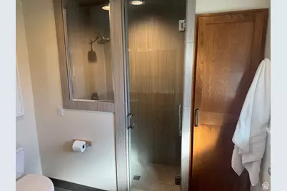 2110 E Lonsdale Dr, Cottonwood Heights, UT 84121 - Photo 23