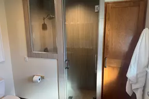 2110 E Lonsdale Dr, Cottonwood Heights, UT 84121 - Photo 23