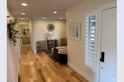 2110 E Lonsdale Dr, Cottonwood Heights, UT 84121 - Photo 31