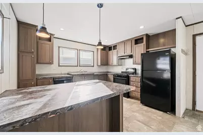 931 N 500 E, Ogden, UT 84404 - Photo 3