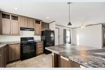 931 N 500 E, Ogden, UT 84404 - Photo 5