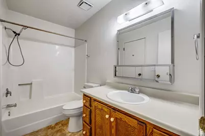 800 W Highway Dr, Wellington, UT 84542 - Photo 23