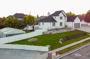 1247 W Man Of War Cv S, South Jordan, UT 84095 - Photo 3