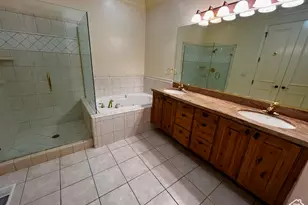 1831 E Cottonwood Glen Ct E, Holladay, UT 84117 - Photo 13